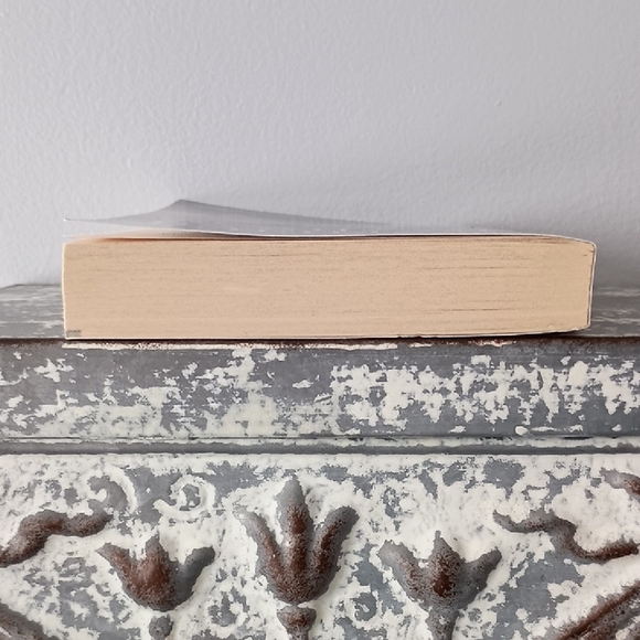 Bernard Cornwell 'Sword Song' Book - Picture 7 of 8